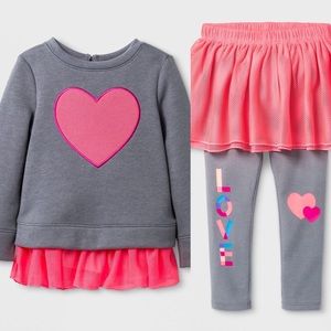 2 pcs matching grey and pink sweater set w/hearts